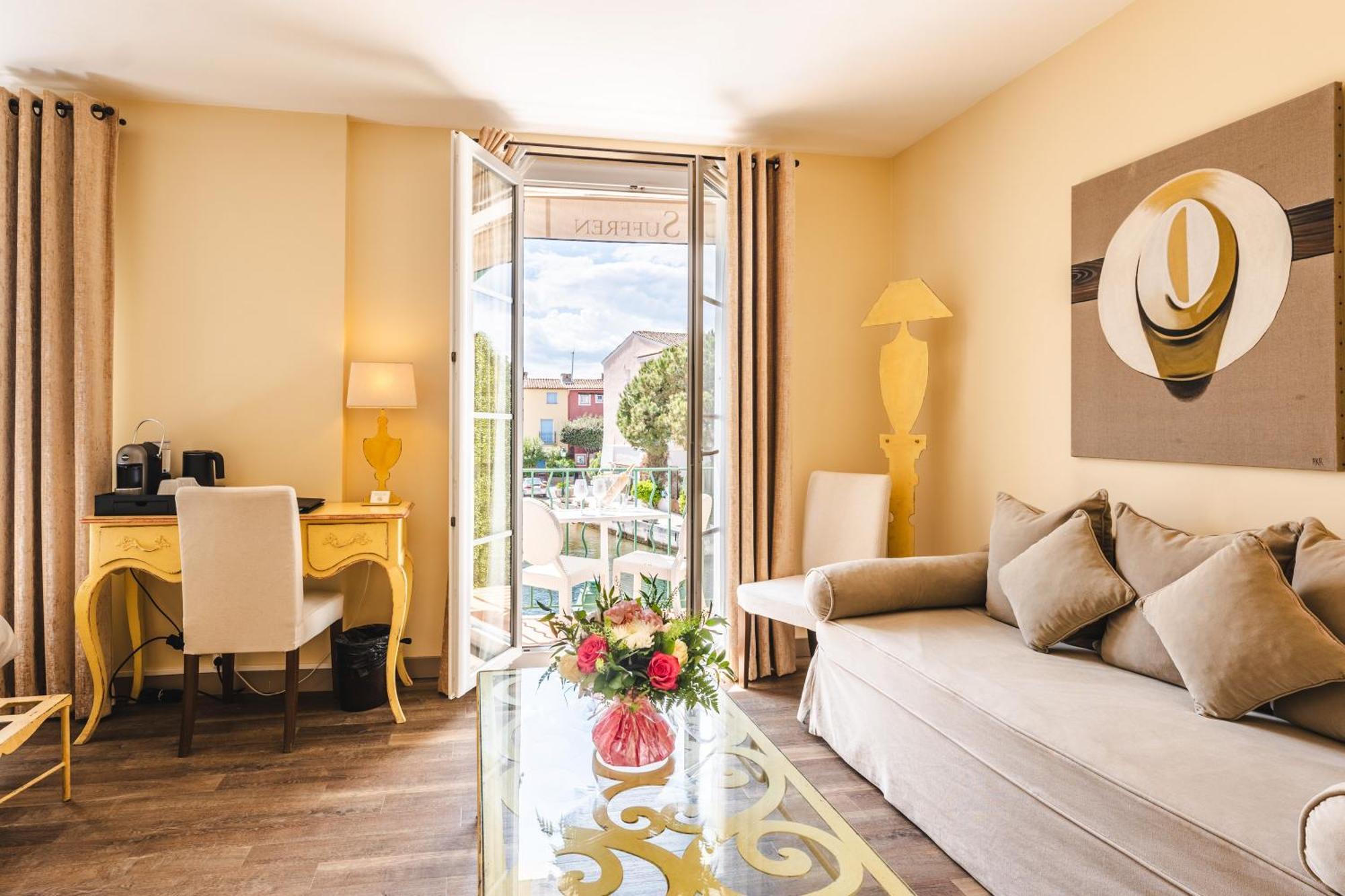 Le Suffren Hotel Grimaud Ngoại thất bức ảnh