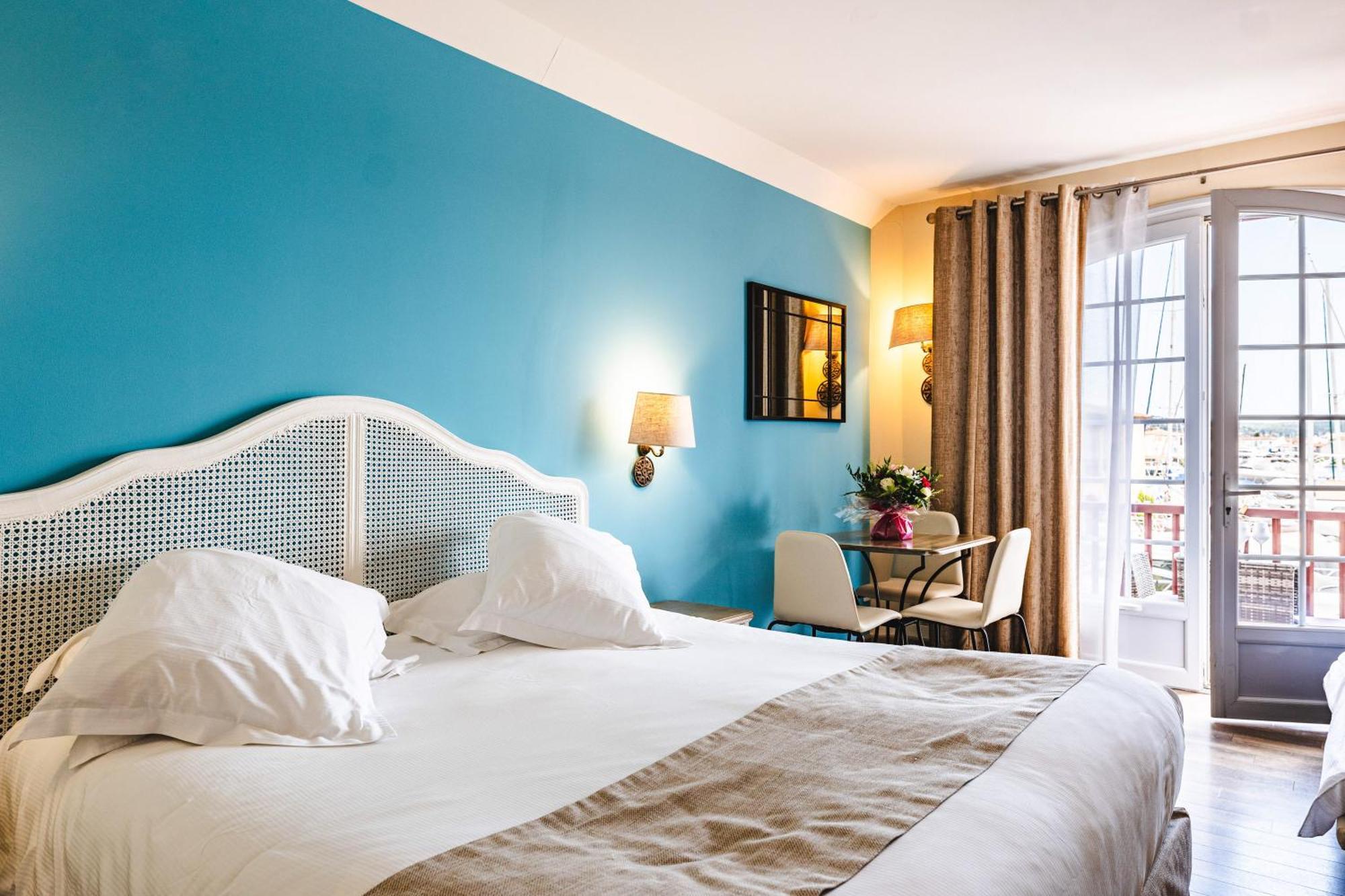 Le Suffren Hotel Grimaud Ngoại thất bức ảnh