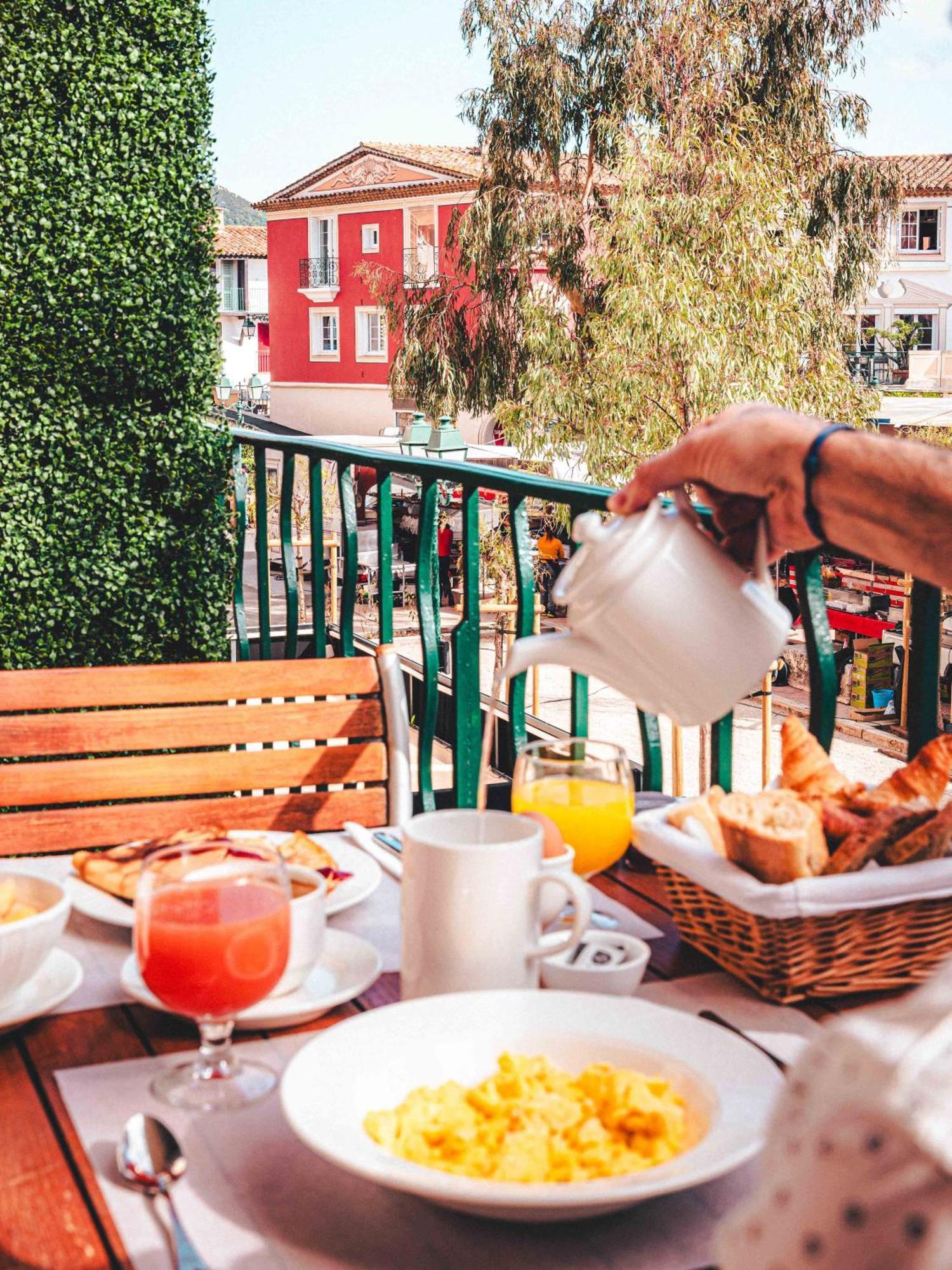 Le Suffren Hotel Grimaud Ngoại thất bức ảnh