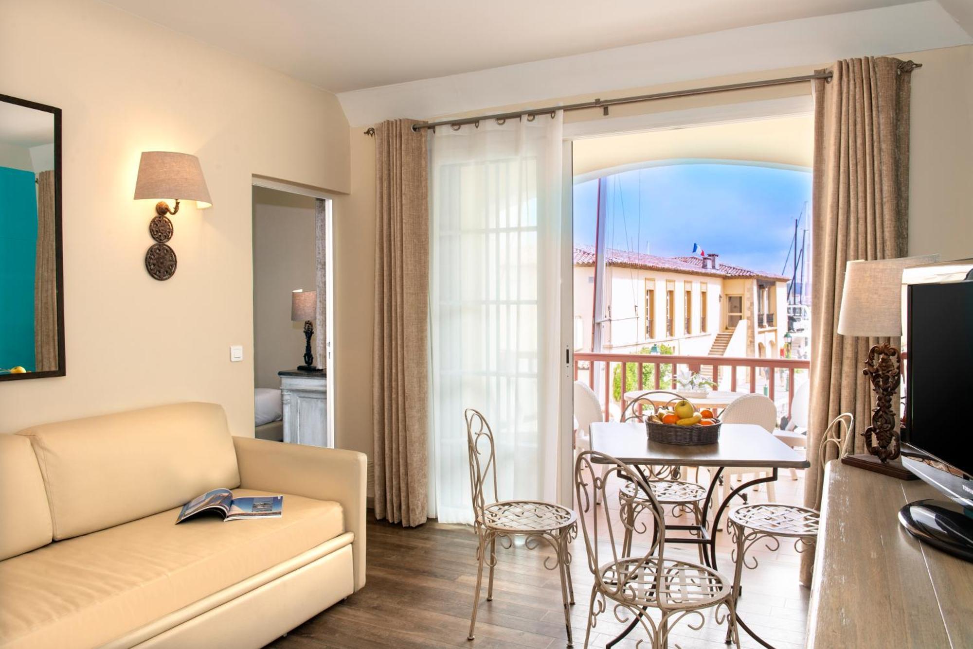 Le Suffren Hotel Grimaud Ngoại thất bức ảnh
