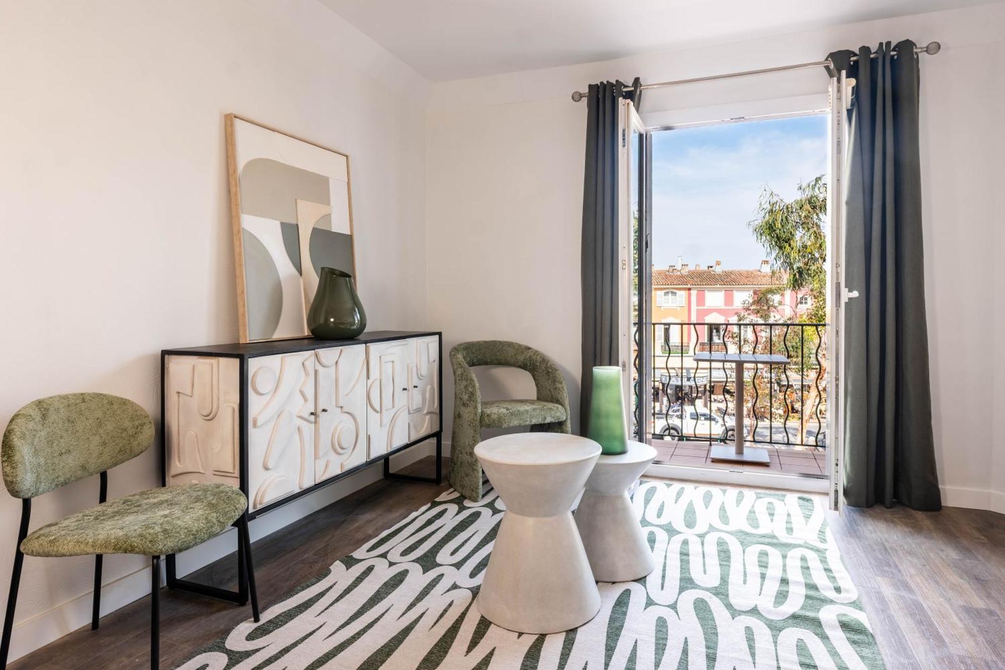 Le Suffren Hotel Grimaud Ngoại thất bức ảnh